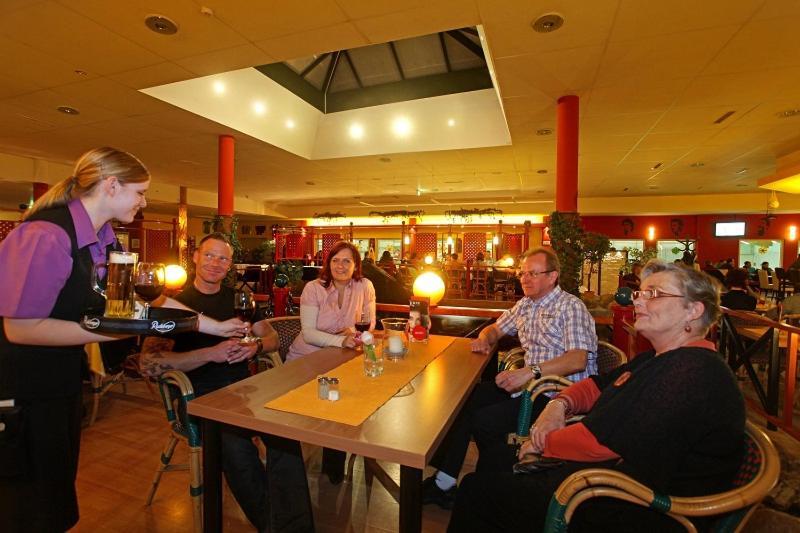Sporthotel Neuruppin - Gästehaus mit Ferienwohnungen Exterior foto